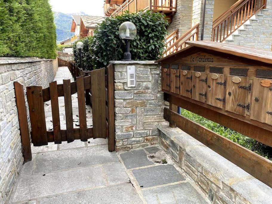אולקס Incantevole Appartamento Con Giardino - Garage Privato E Free Wifi מראה חיצוני תמונה